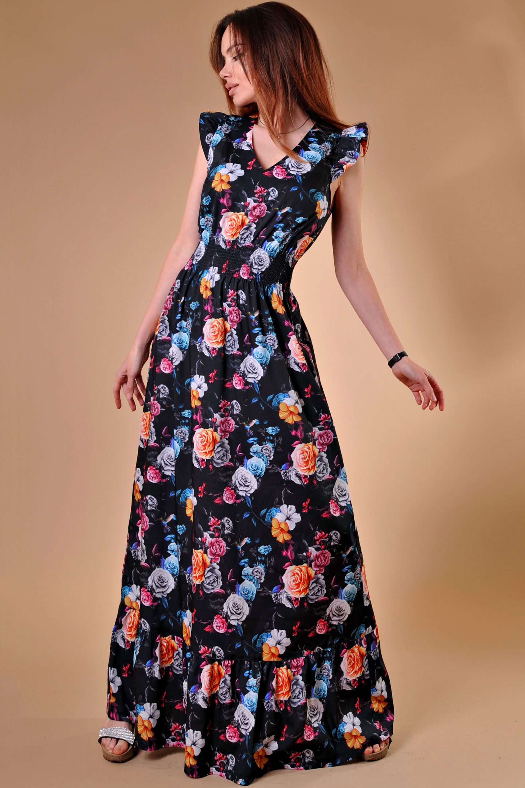 Long summer dress Avia on a black base