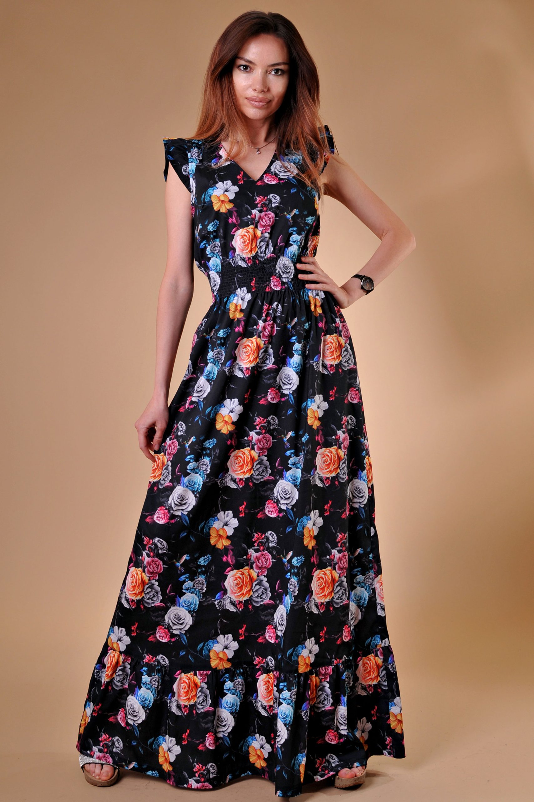 Long summer dress Avia on a black base