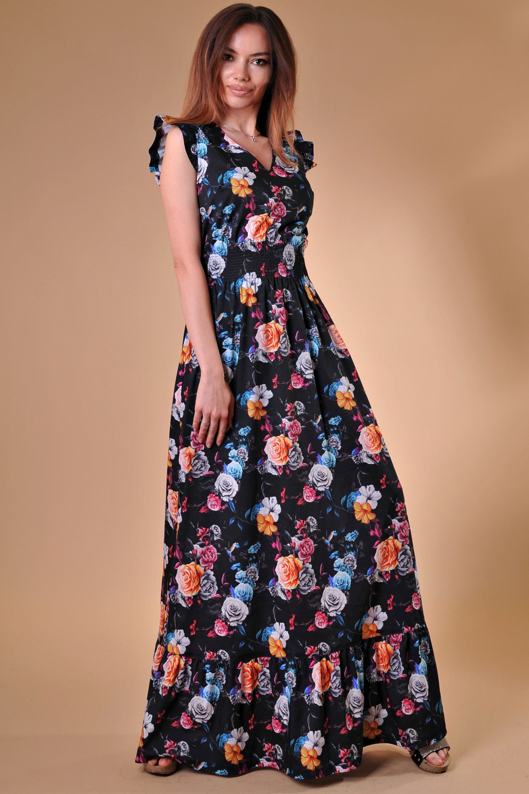 Long summer dress Avia on a black base